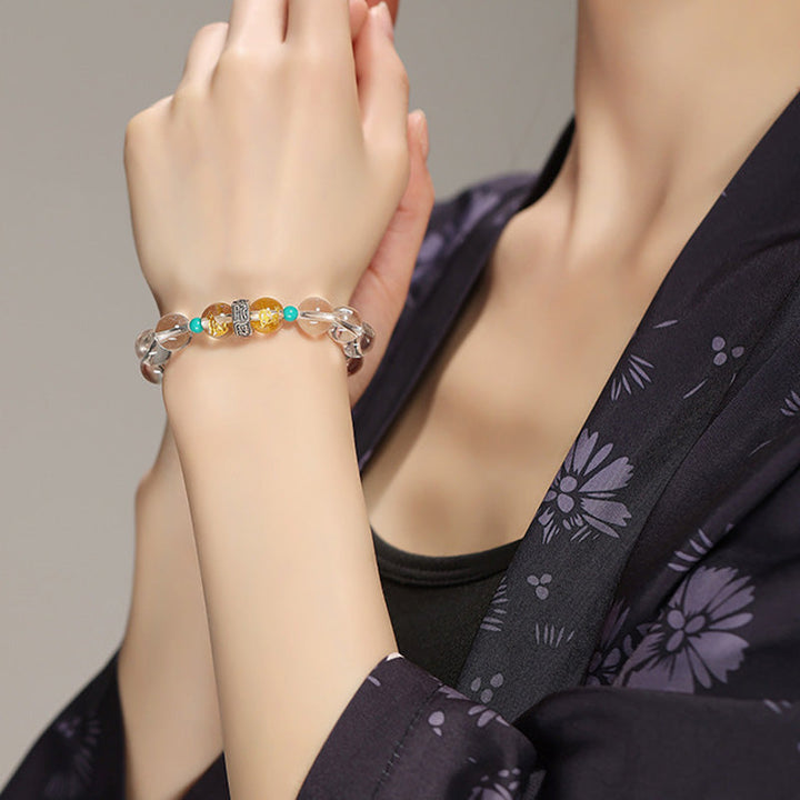 Armband 925 Silber mit Kristall Perlen am Handgelenk elegant getragen