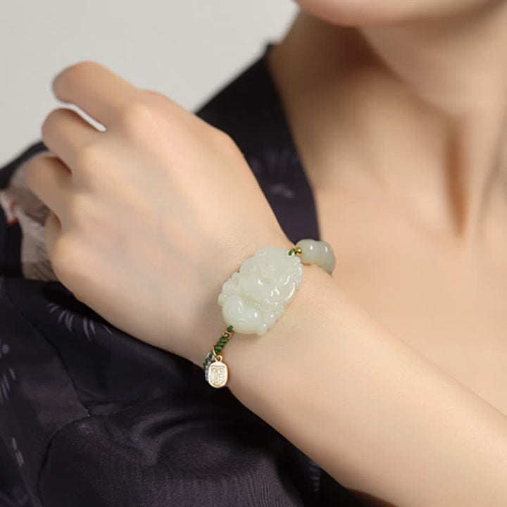 Jadegrünes Armband 925 Silber mit Chinesischem Tierkreis Glücksbringer Handgelenk.