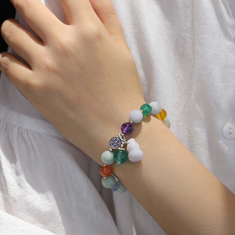Jade Armband mit bunten Steinen und Silber Blüten Charm elastisch