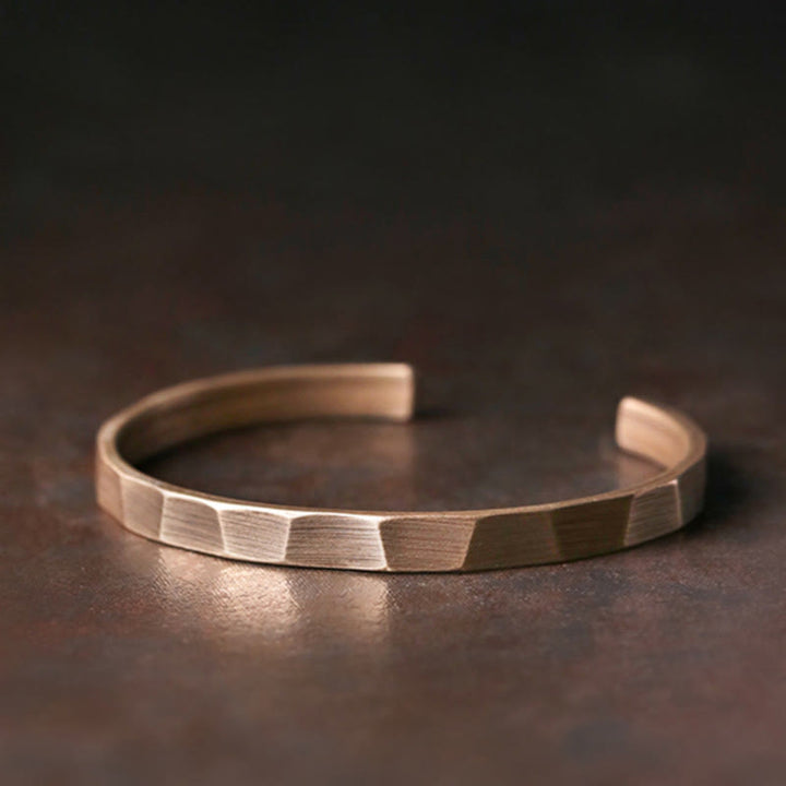 Kupfer Armband mit geometrischem Muster elegantes Design poliert