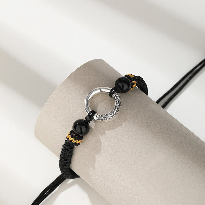 Schwarzes Armband 925 Silber mit Obsidian Perlen elegant getragen