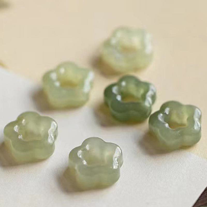 Jade Blume Anhänger grün poliert Naturstein Schmuck Kette Perlen