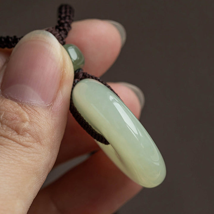Jade-Anhänger grüne Kette natürlich Glücksbringer Natur