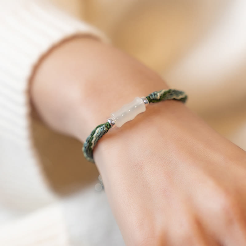 Armband Weiße Jade Bambus grüne Schnur Handgelenk getragen elegant