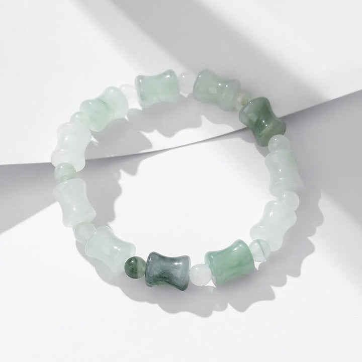 Armband Jade Bambus grüne Natursteine elastisch Handgelenk getragen Glück Energie