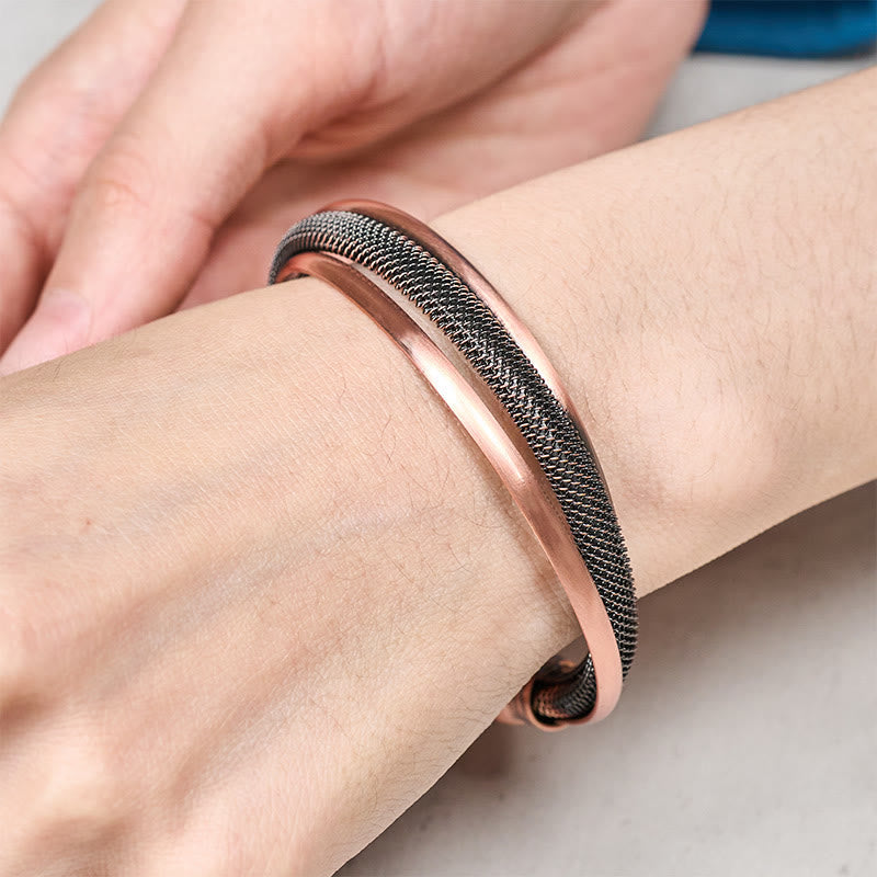 Armband Kupfer Blume getragen am Handgelenk Glück Balance Energie Schmuck