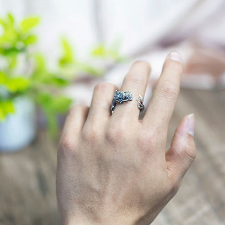 925er Silber Drachen Ring für Glück und Schutz getragen