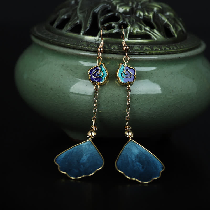 Ohrringe Seide Blütenblatt Glück Segen blau gold Boho Schmuck spirituell