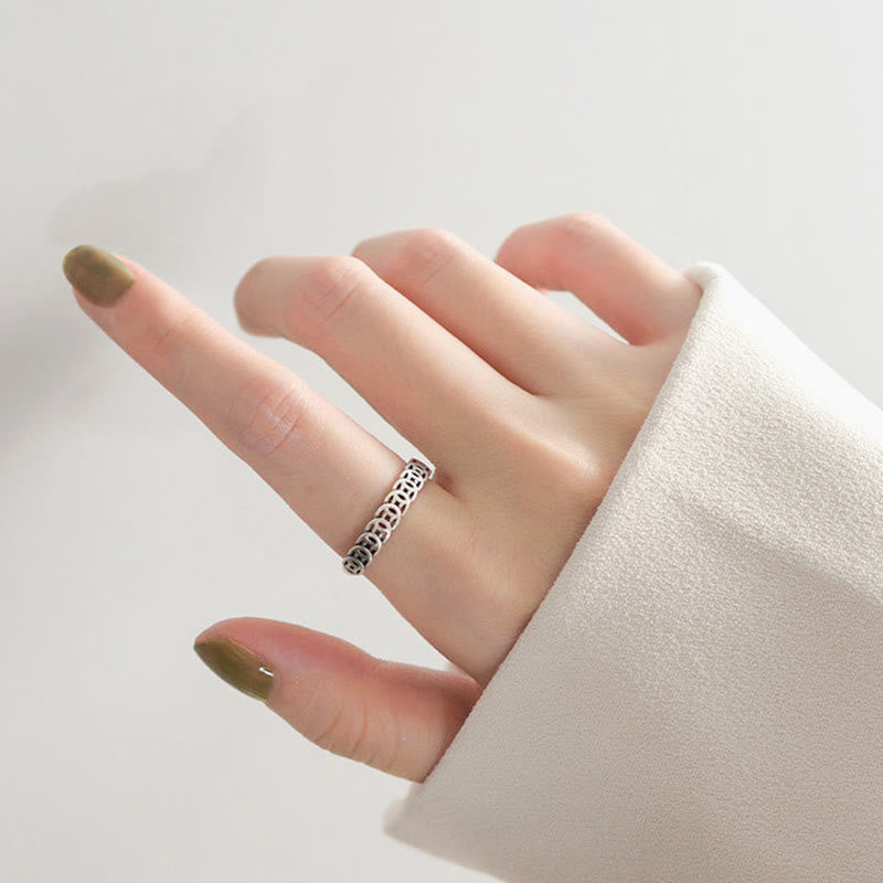 Ring Kupfer Kaisermünze elegant getragen Finger Glück Schutz