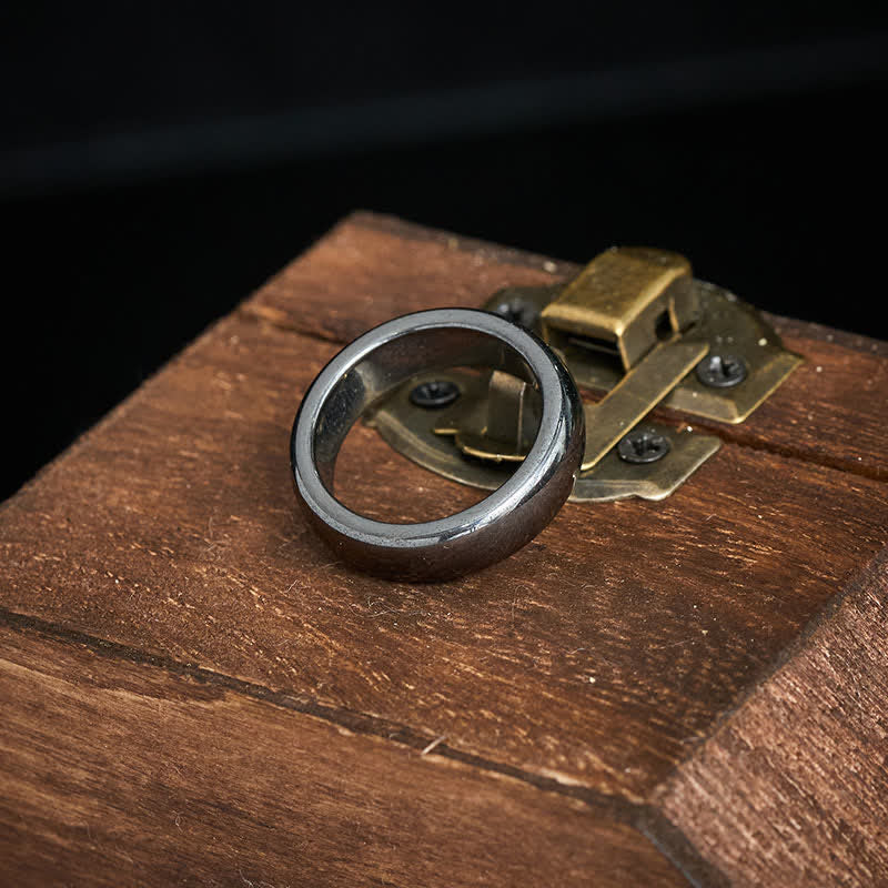 Hämatit Ring mit Pixiu – Stärke Glück Schutz Kraft
