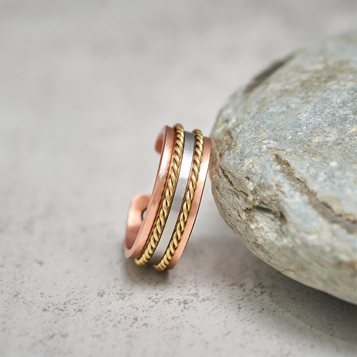 Armband Kupfer Retro Twisted Glück Wohlstand getragen am Stein elegant