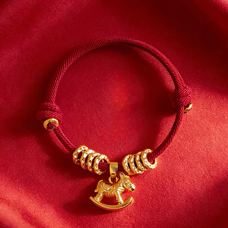 Armband Jahr Des Pferdes Pferd goldener Anhänger rote Schnur Glück