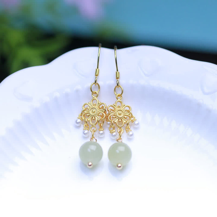 Ohrringe Hetian Jade Blume – Glück goldene Blüte Perlen Boho Schmuck