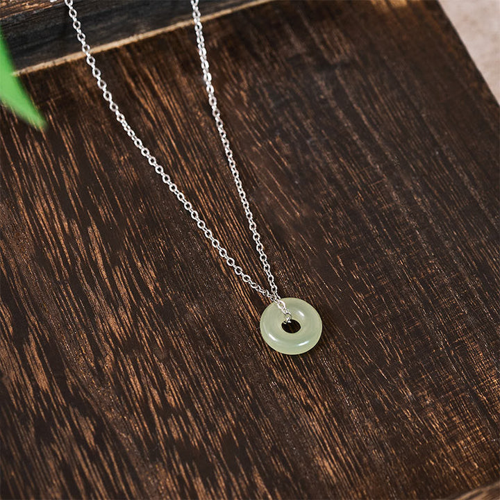Jade Buddha Kette Anhänger Silberkette Naturstein Schließe Frieden Schmuck