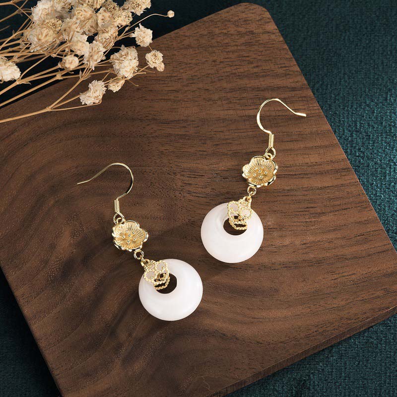 Ohrringe Weißer Jade Tropfen – Segen Gold Blume Boho Schmuck spirituell