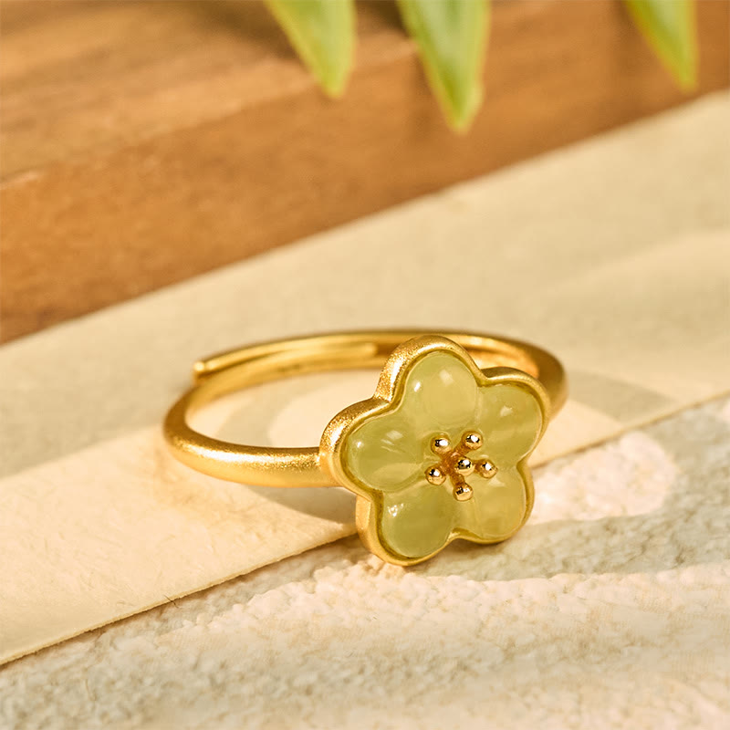 Blütenring aus Kupfer mit grüner Hetian-Jade Pflaumenblüte Glück