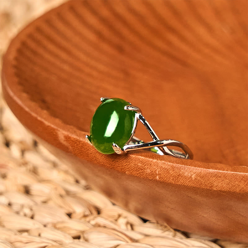 Ring Echte Jade – Fülle grüner Stein elegante Silberfassung Wohlstand