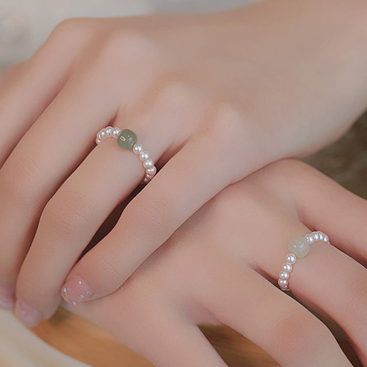 Jade Ring runde Perlen Glück Feng Shui eleganter Schmuck