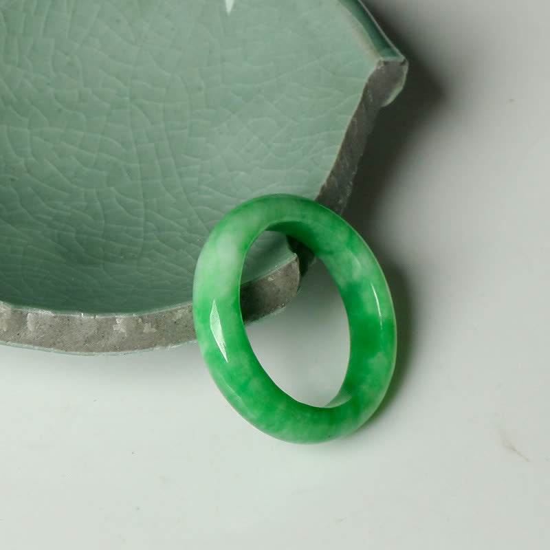 Grüner Jade Buddha Ring glänzend poliert Fülle Glück Wohlstand Schutz