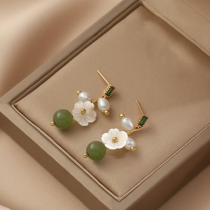Ohrringe Hetian Jade Perle Blume gold elegant Schmuck spirituell Boho