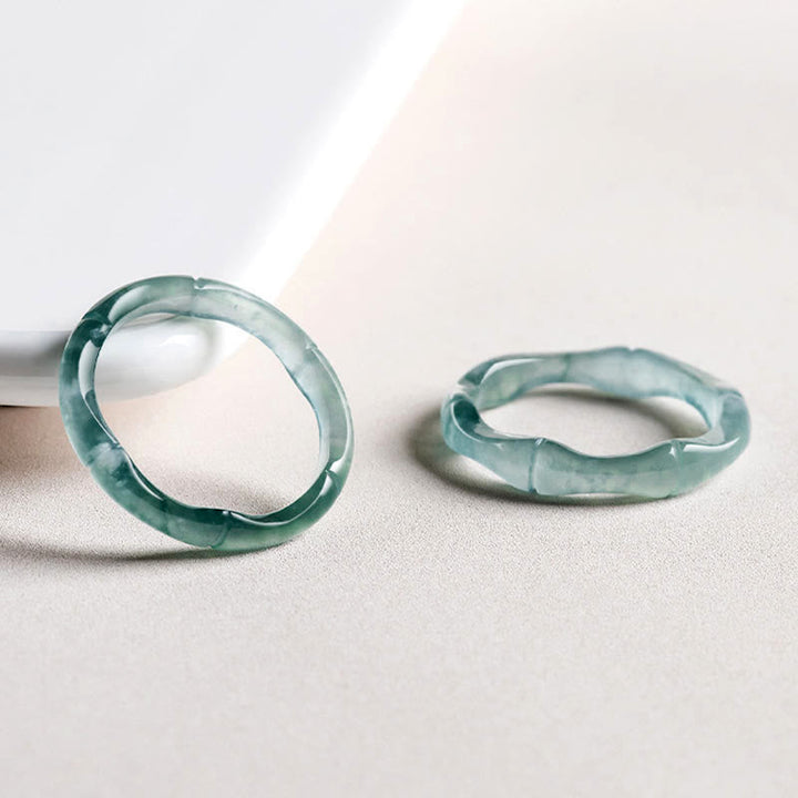 Jade Bambus Ringe Wohlstand Fülle grün elegant poliert Schmuck