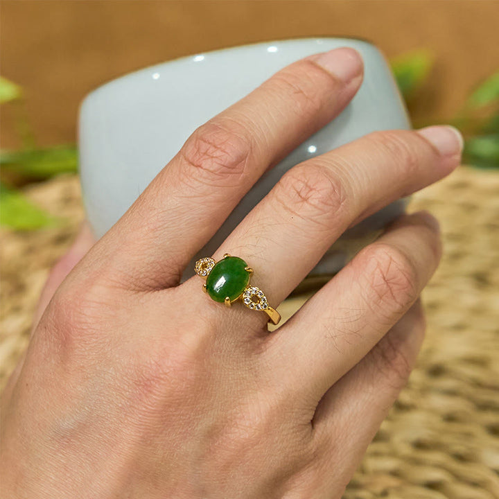 Echte Jade Ring Wohlstand Glück grüner Edelstein getragen