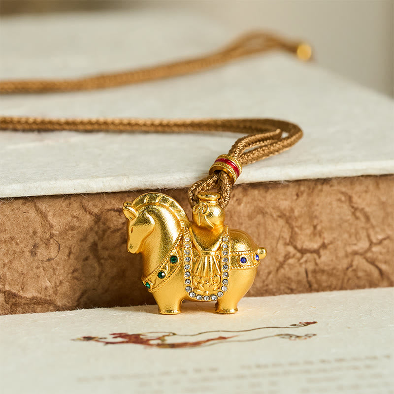 Vergoldete Kette Pferd Anhänger Messing golden elegant Schmuck