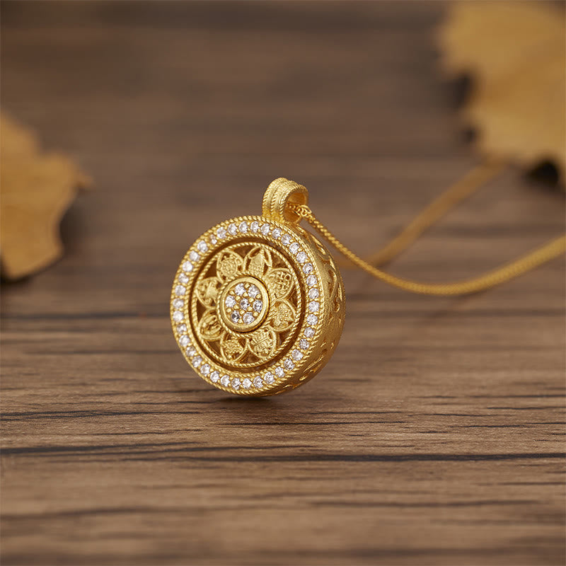 Goldener Luo Pan Acht Schätze Kette Sterlingsilber mit Diamanten Anhänger