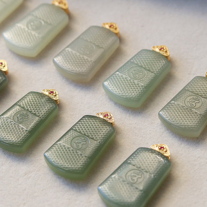 Hetian Jade Kette Om Symbol grüner Naturstein Anhänger Wohlstand