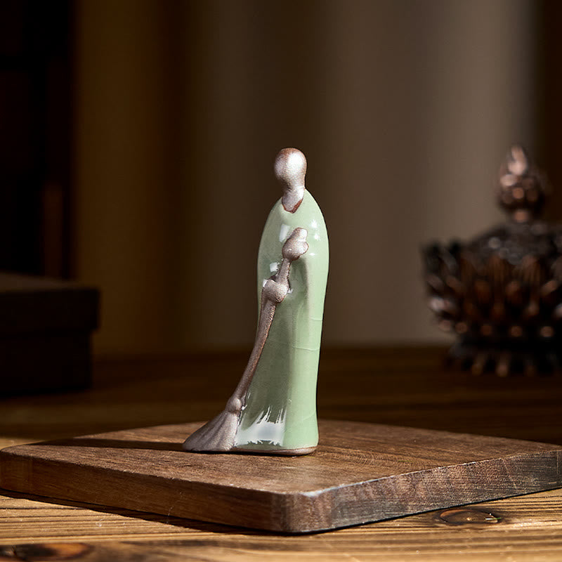Kleiner Buddha Figur Mönch Keramik Glücksbringer