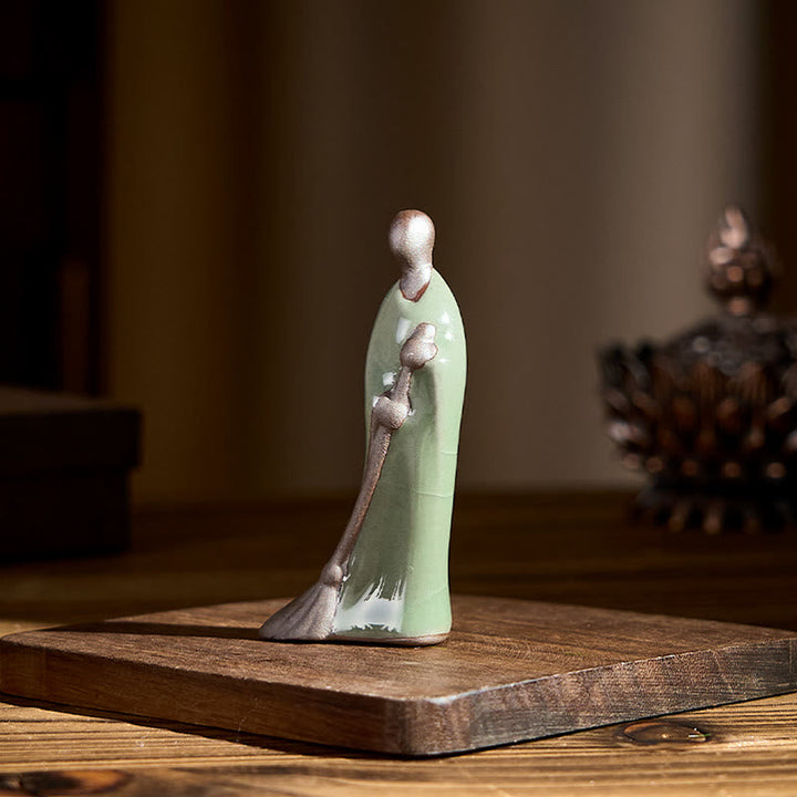 Kleiner Buddha Figur Mönch Keramik Glücksbringer