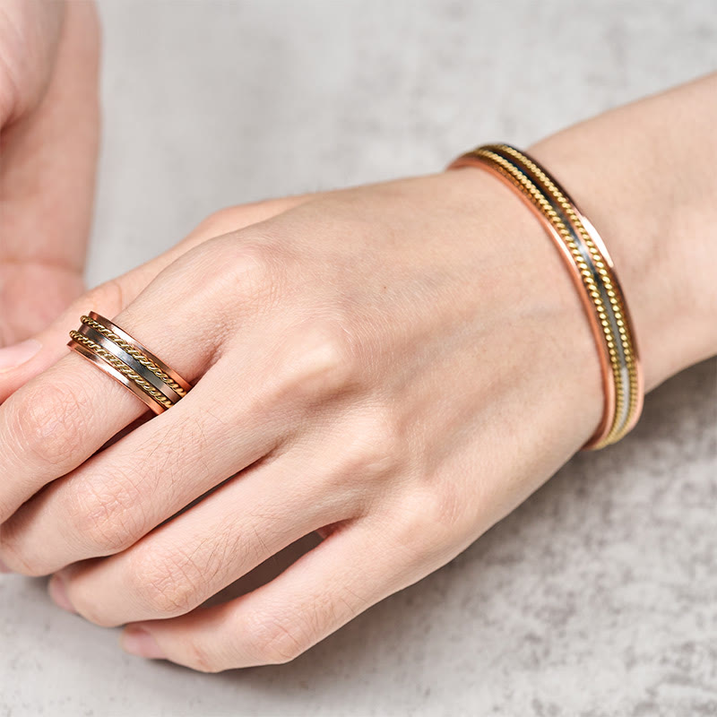 Armband Kupfer Retro Twisted Glück Wohlstand am Handgelenk getragen mit Ring