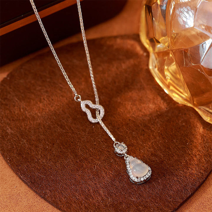 Kette Chalcedon Doppelkürbis Anhänger mit Kupfer Silberfassung eleganter Naturstein