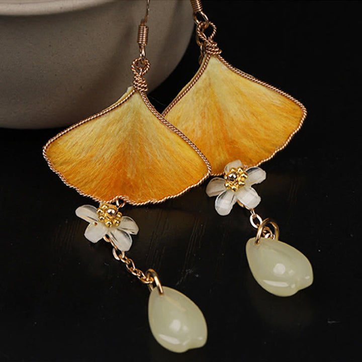 Ohrringe Ginkgo Kupfer Seide – Glück gelbe Blütenblätter Jade Boho Schmuck