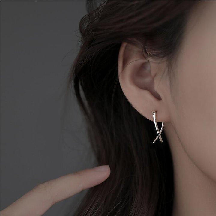Ohrringe Kupfer Kreuz Geometrisch getragen minimalistisch Boho Schmuck Ohrhänger