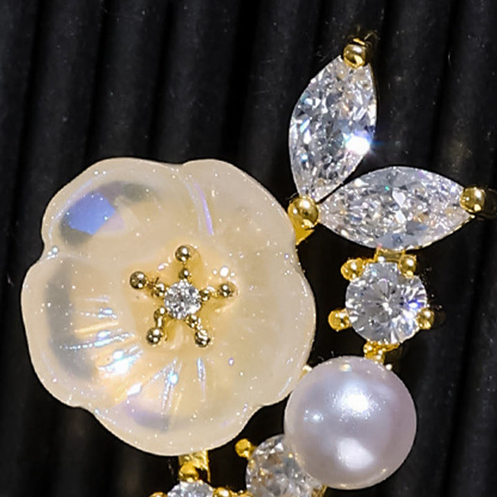 Ohrringe Kupfer Weiße Rose Zirkonia Perle elegant Schmuck spirituell Boho