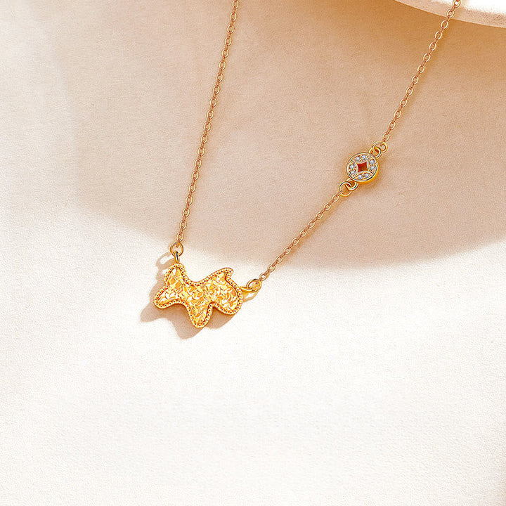 Goldene Kette mit Pferd Anhänger Jade Stein Chinesischer Zodiak Schmuck