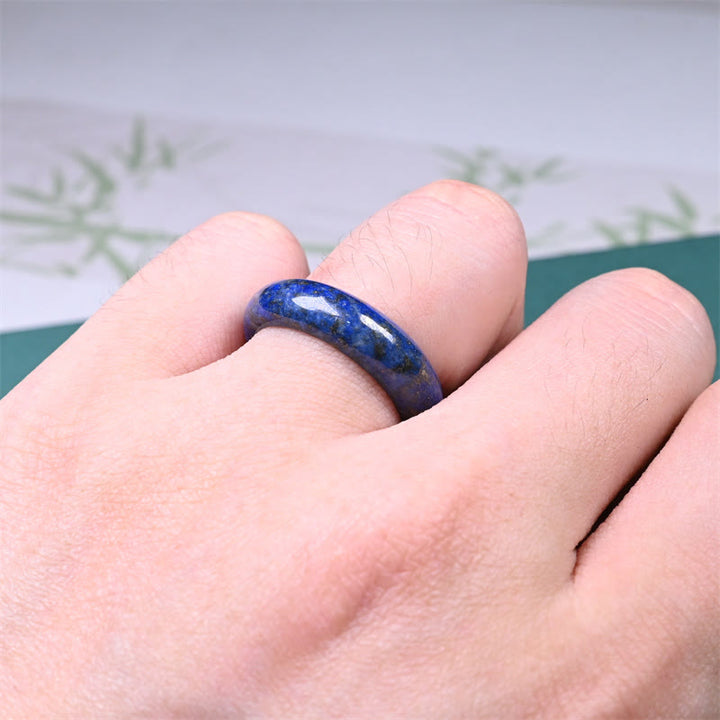 Echter Lapislazuli Ring getragen Fengshui Schutz blauer Edelstein Fingerring