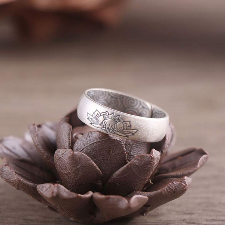 Silberner Lotus Ring Wahrheitsworte Segen Spiritualität Meditation Schutz