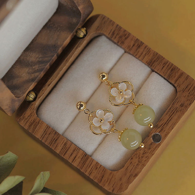 Ohrringe Tridacna Blume Jade Holzbox Gold Boho Schmuck spirituell