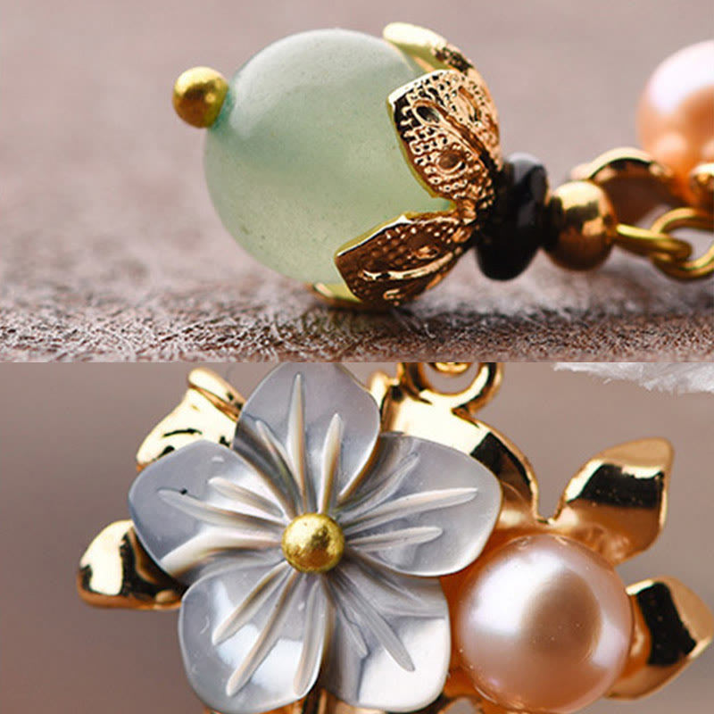 Ohrringe Tridacna Perle Blume Detailansicht Gold Jade Boho Schmuck