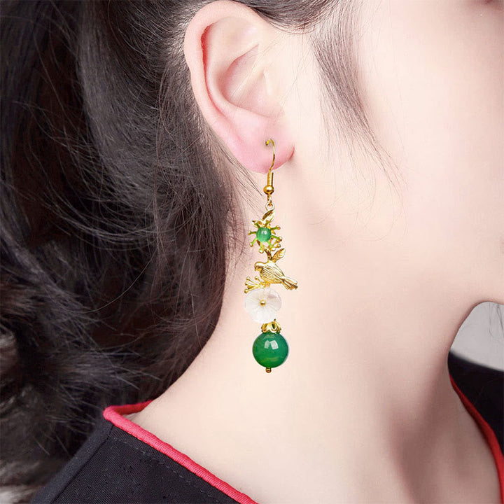 Ohrringe Grüner Achat Blume und Vogel getragen Boho Schmuck spirituell