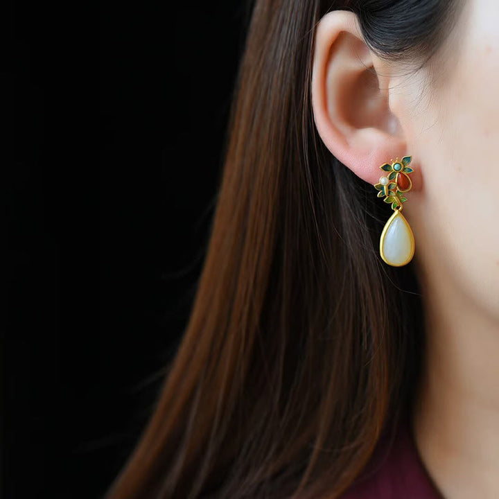 Ohrringe Jade Achat Schmetterling getragen Boho Schmuck spirituell Ohrhänger Gold