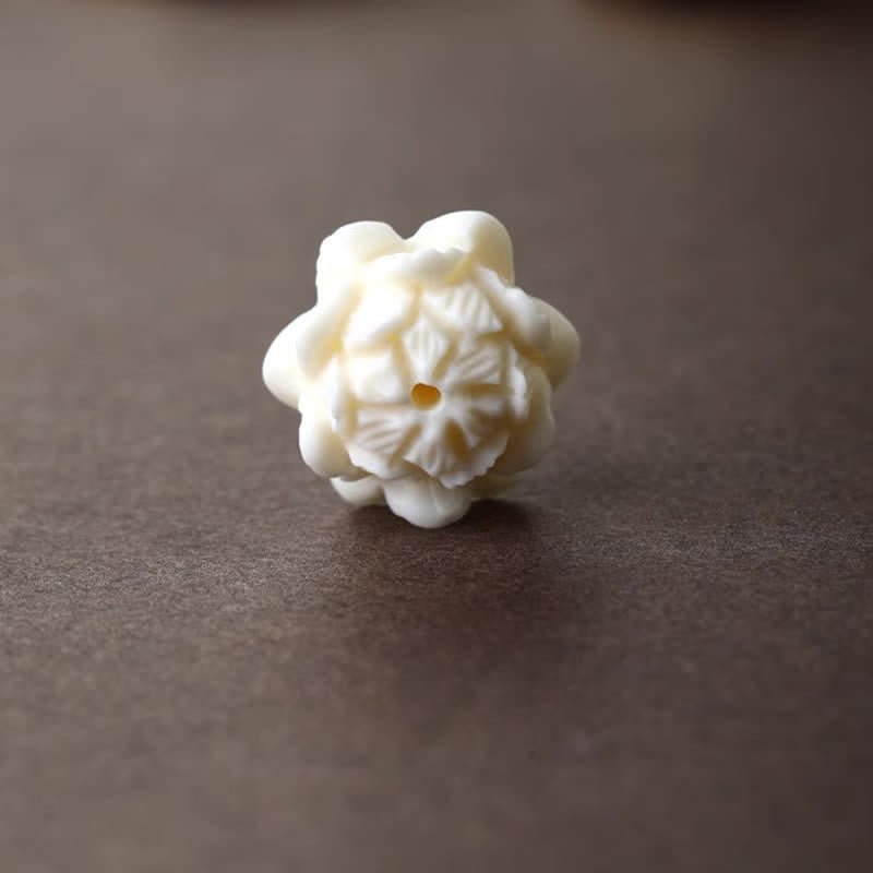 Schlüsselanhänger Regenbogenobsidian Lotus – Schutz, geschnitzte weiße Lotusblüte spirituell
