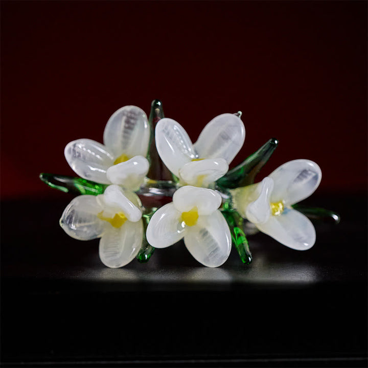 Ring Liuli Birnblüte – Weisheit weiße Blüten grüne Stiele eleganter Schmuck