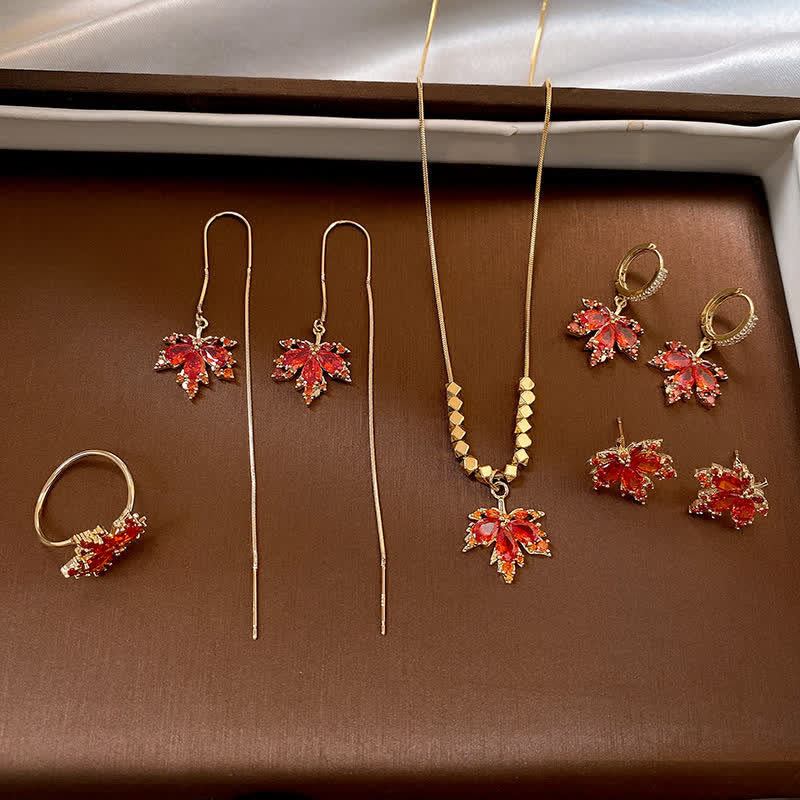 Ohrringe Ahornblatt Zirkonia Set (Stud Earrings+Round Earrings+Earrings+Ring+Necklace)