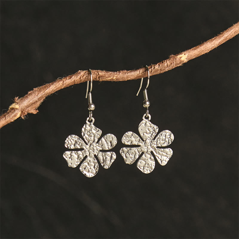 Ohrringe Titanstahl Hammerschlag Silvery Flower Shape(Titanium Steel Posts)