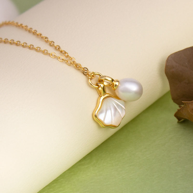 Ohrringe Tridacna Perle Ginkgo Necklace
