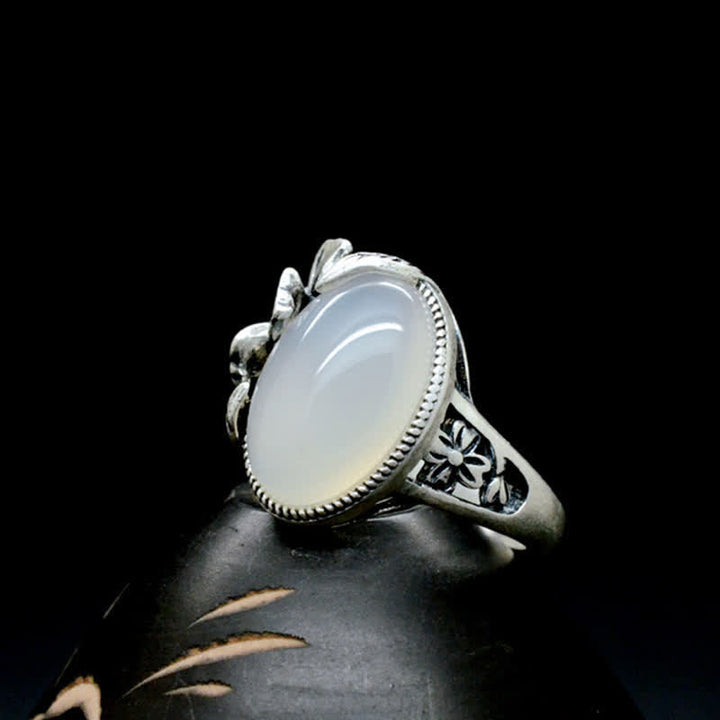 Ring Chalcedon Pflaumenblüte silbern Positivität Harmonie elegant Edelstein Schmuck