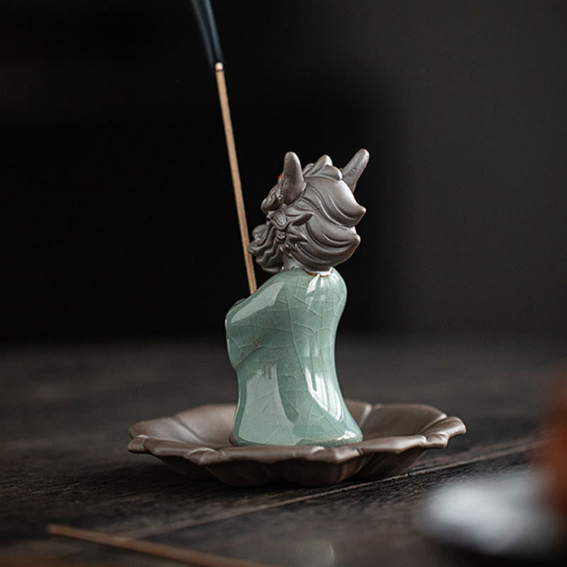 Räucherkegel Betender Drache Lotus Keramik Statue
